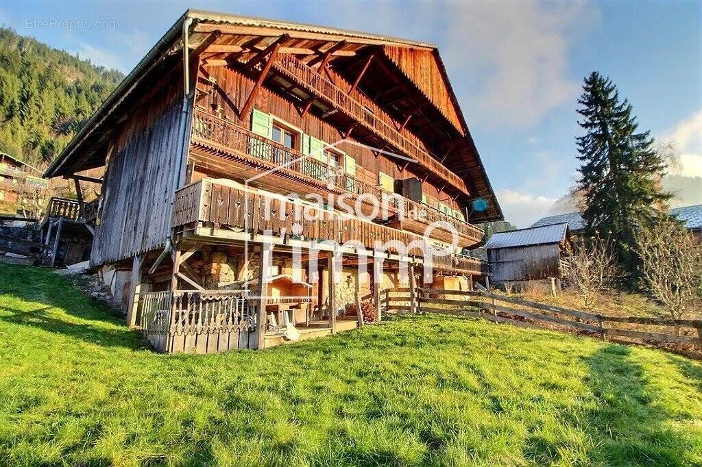 Maison à CHATEL
