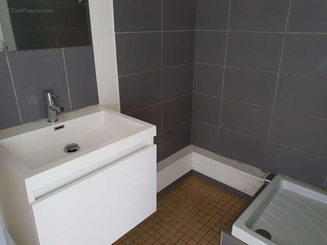 Appartement à LES ABYMES