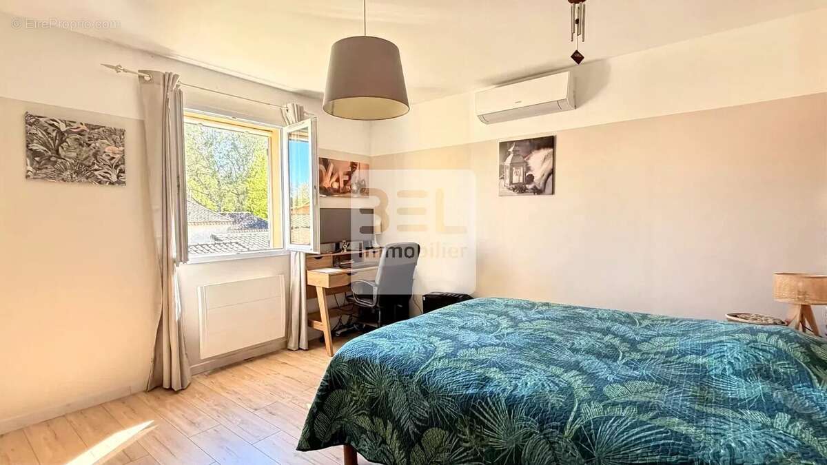 Maison à VEDENE