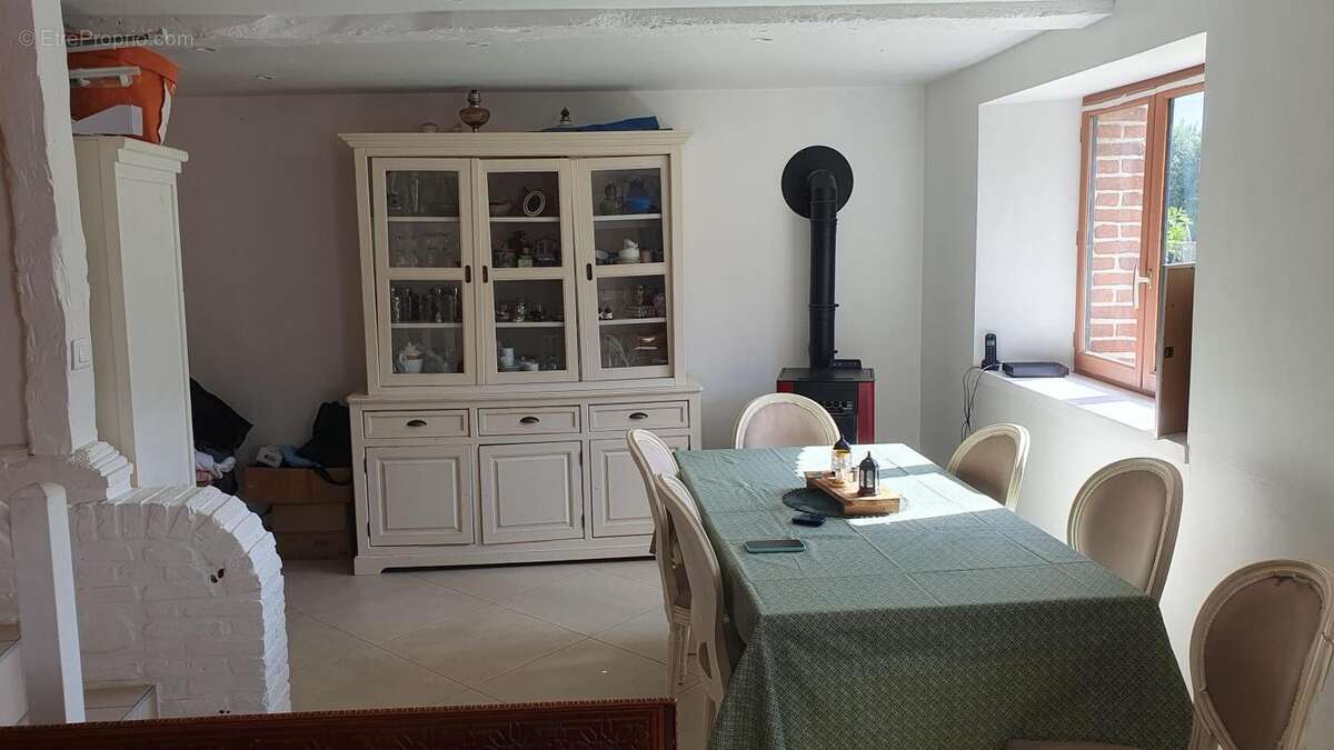 Maison à SAINT-AUBIN-LE-CAUF