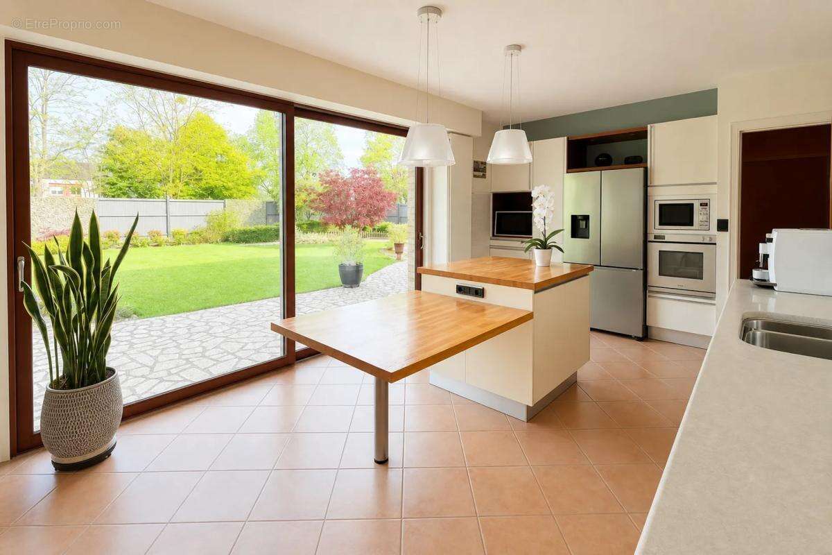 Maison 175 m² avec 5 chambres à Oisseau - photo 11