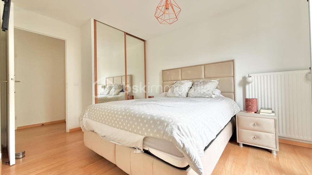 Appartement à TORCY