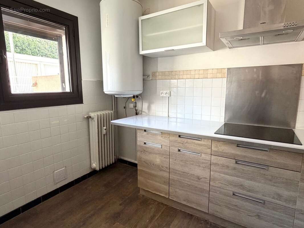 Appartement à SIX-FOURS-LES-PLAGES