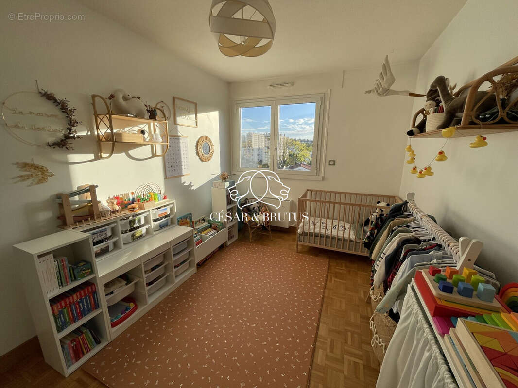 Appartement à LYON-5E