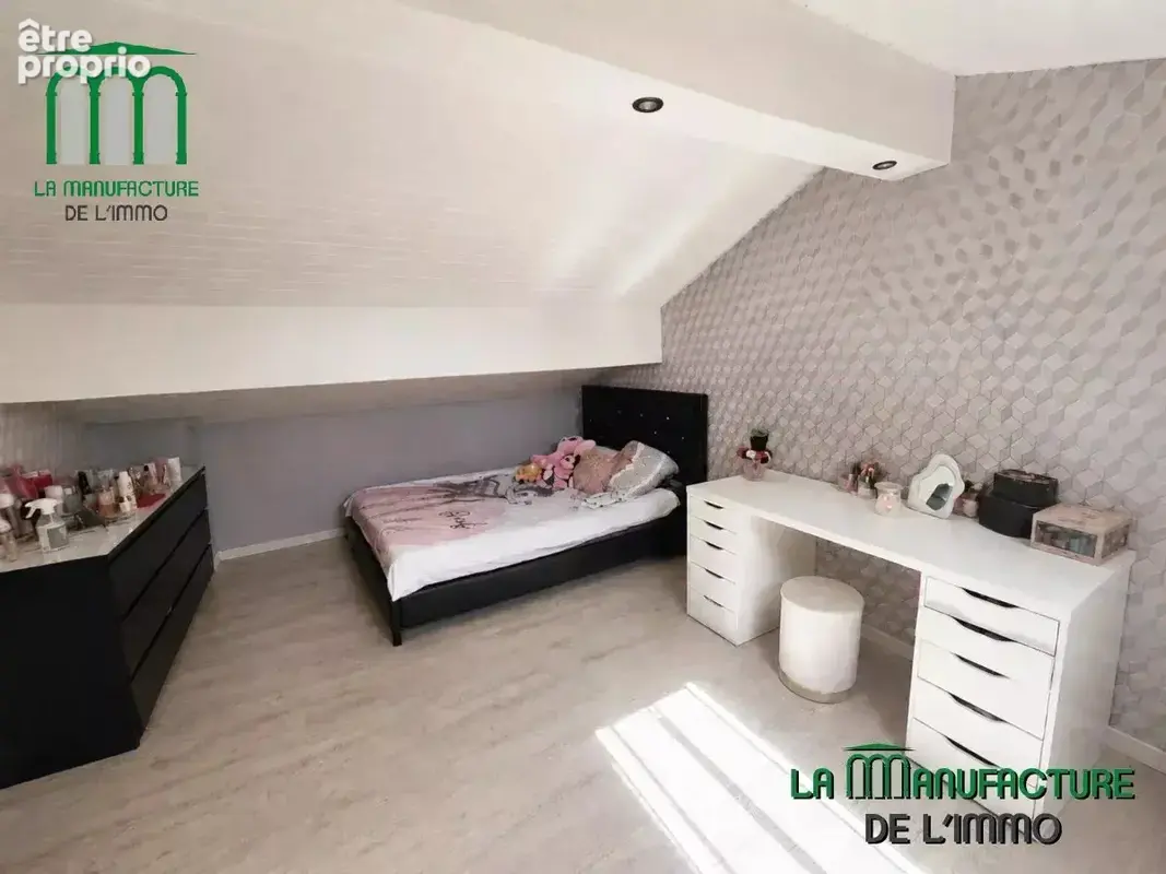 Maison individuelle 164 m² + piscine, grand garage et terrasse / La Ricamarie / Idéal famille ou artisan - photo 14
