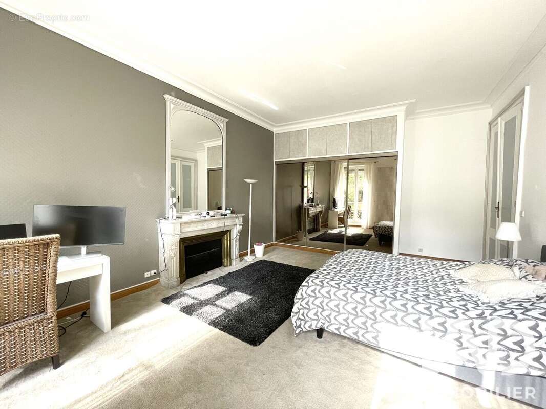 Appartement 180 m² à Bordeaux  - photo 8