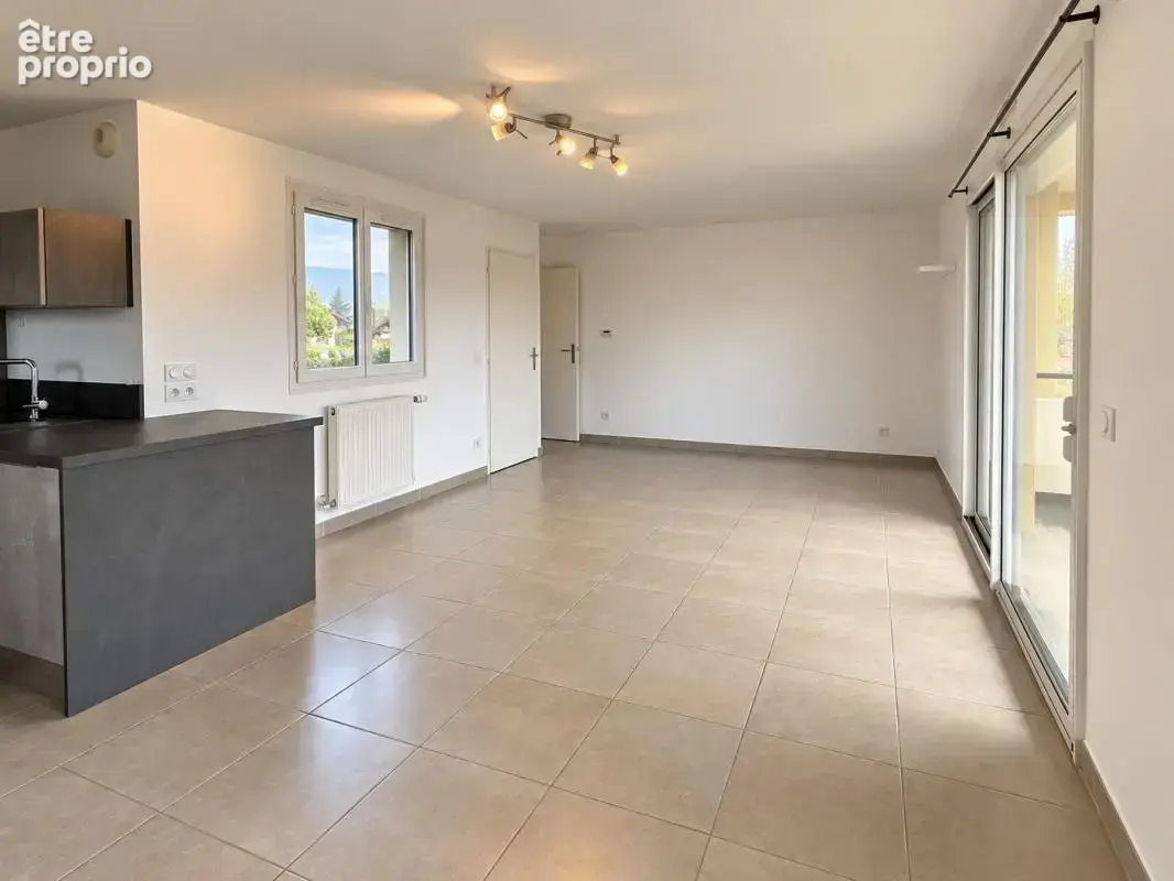 Appartement À Vendre - photo 2