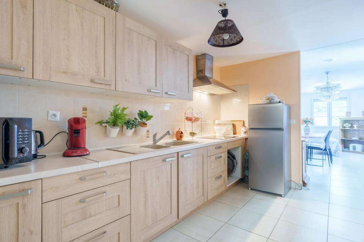 Maison à SAINTE-SAVINE