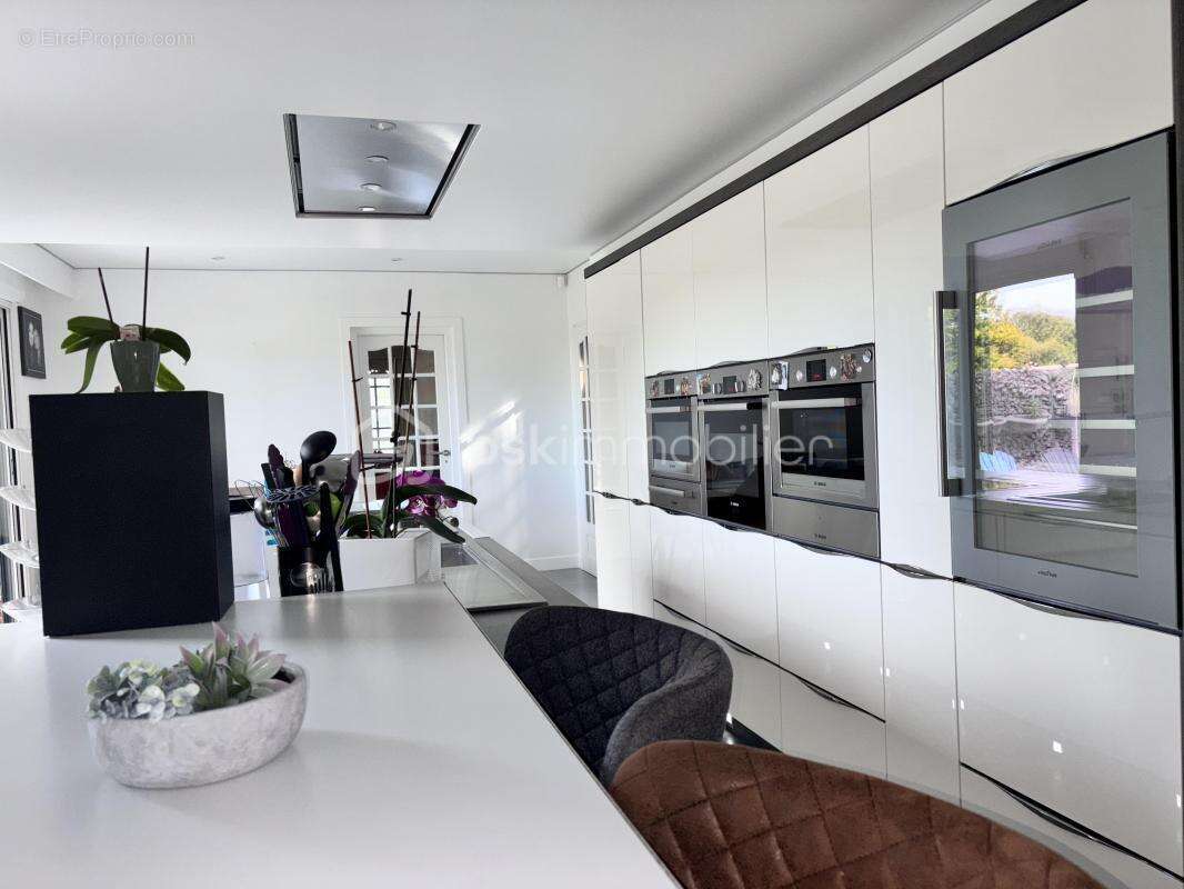 Maison à AUBRY-DU-HAINAUT