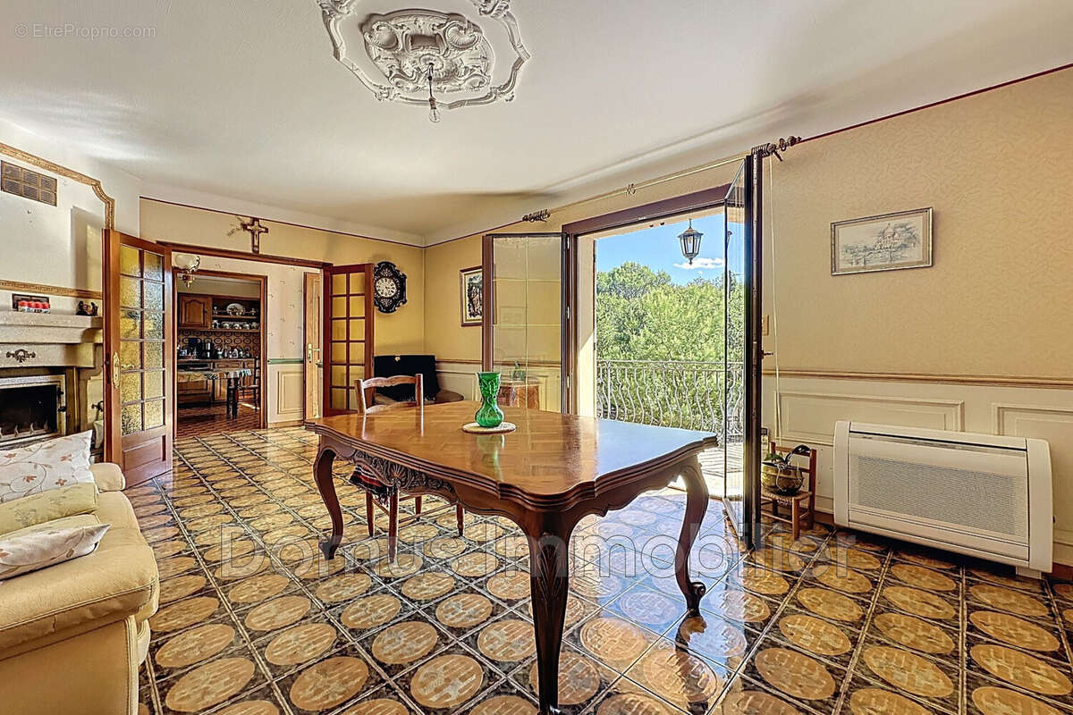 Maison à L&#039;ISLE-SUR-LA-SORGUE