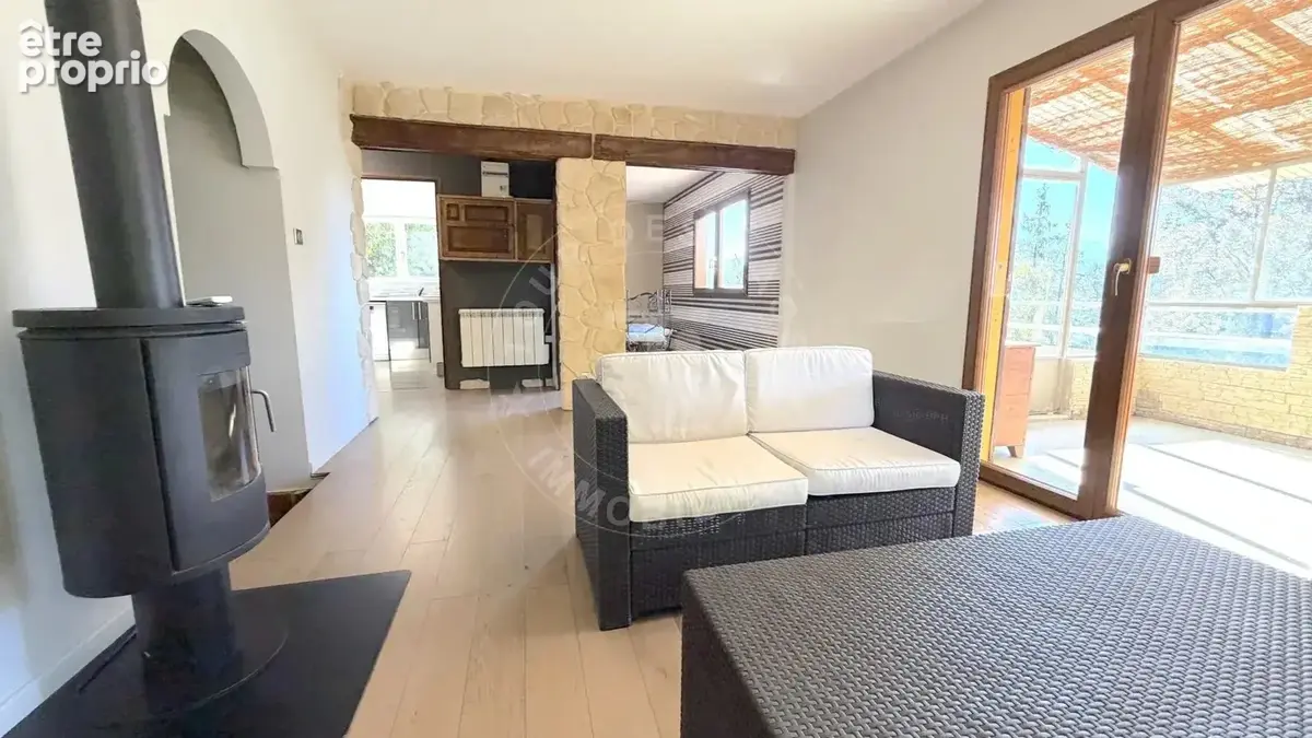 Veyrier du Lac, maison avec vue sur le lac et les montagnes à vendre - photo 13