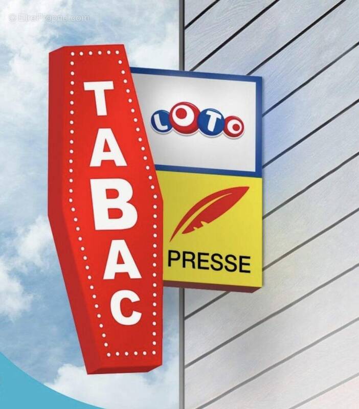 Autre à PARIS-9E