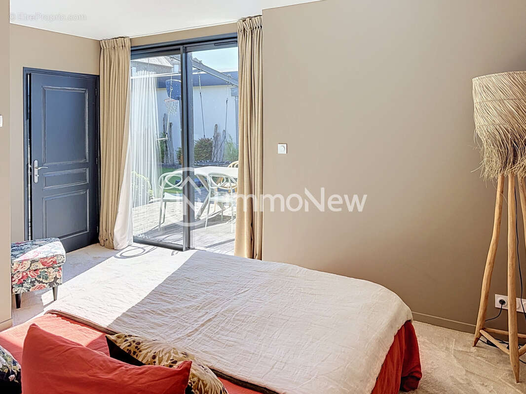 Maison de plain pied 244 m2 centre ville Avranches - photo 11