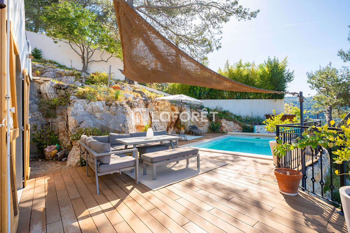 Maison à CARNOUX-EN-PROVENCE