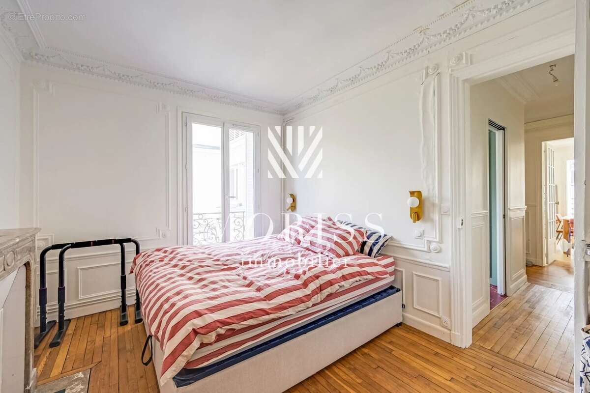 Appartement à PARIS-11E