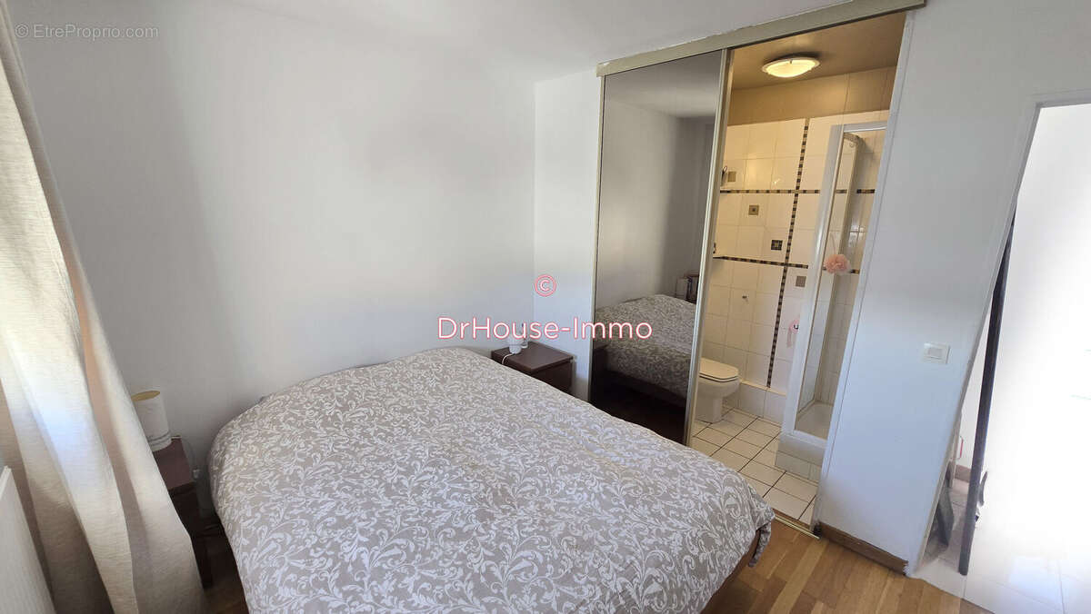Appartement 98 m² à Creteil  - photo 9