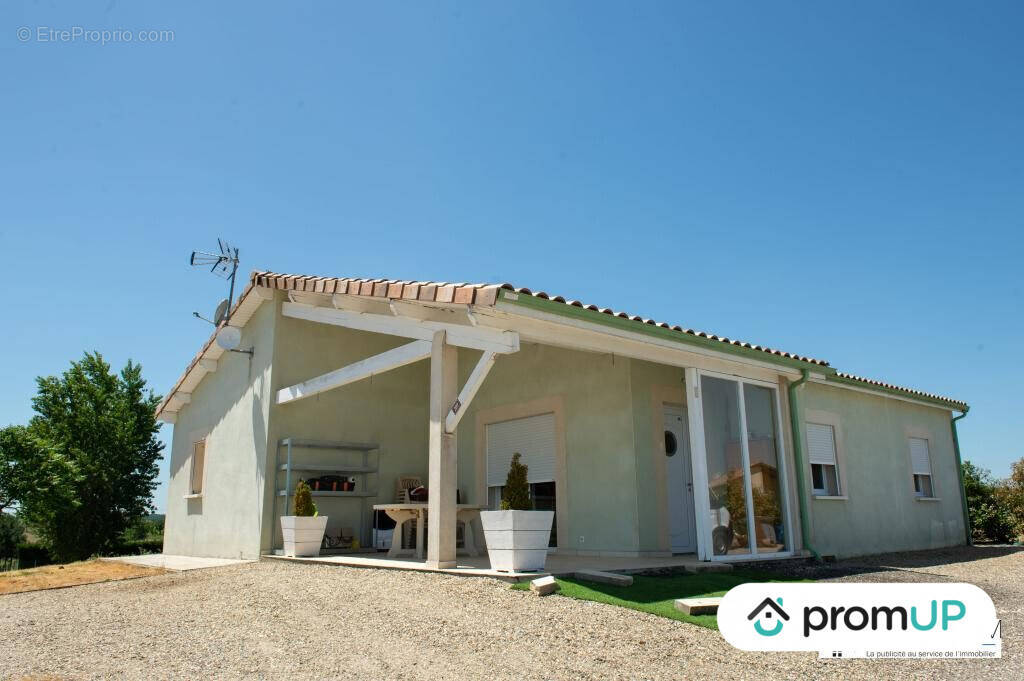 Maison à SAINTE-GEMME-MARTAILLAC