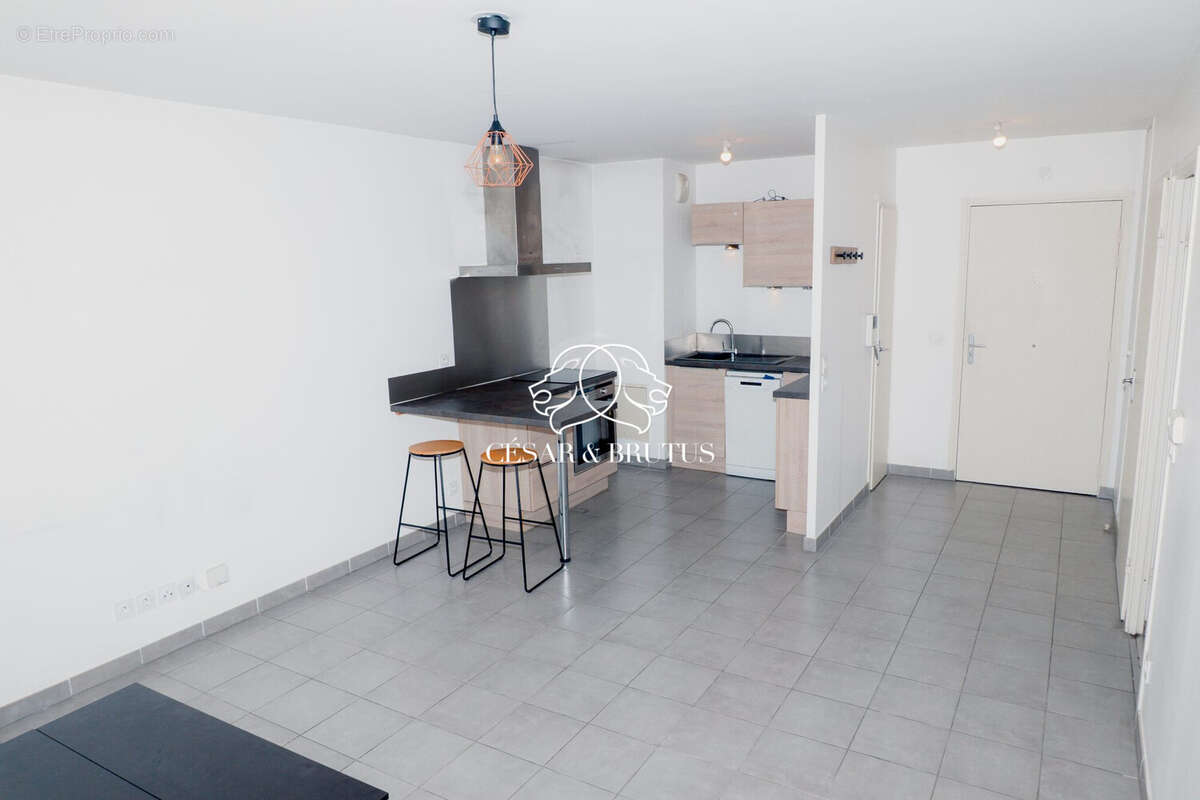 Appartement 44 m² à Bron  - photo 7