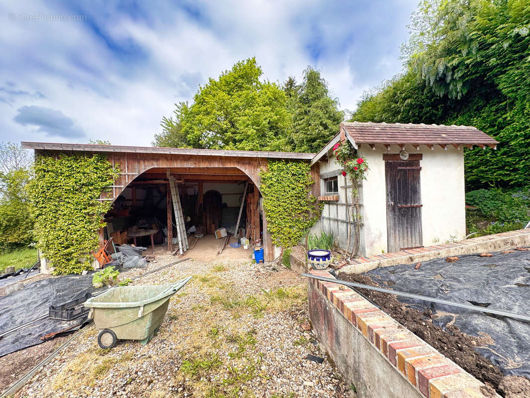 Maison à PONT-L&#039;EVEQUE