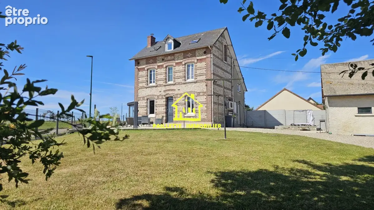 Maison 4 pièces 142 m² à vendre à Goderville (76110) - photo 1