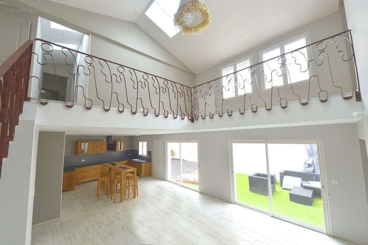 Maison à SAUJON
