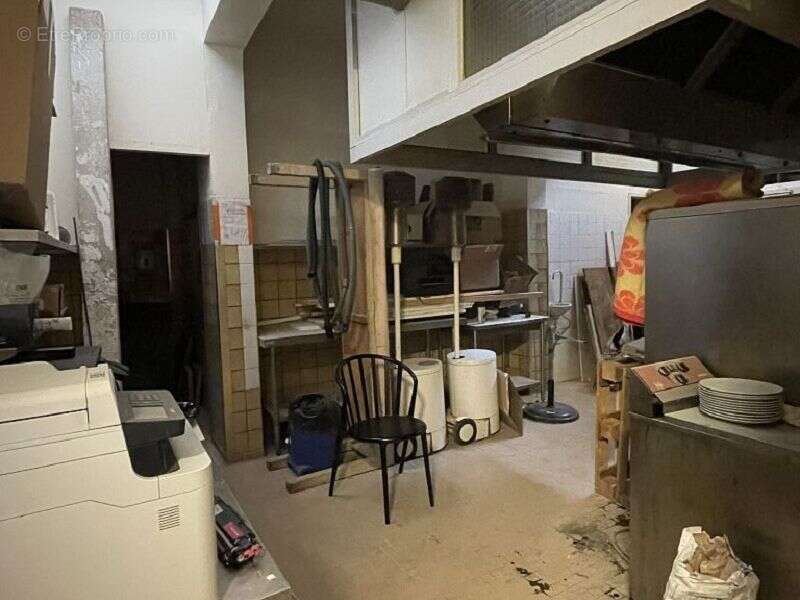 Commerce à CANET-EN-ROUSSILLON