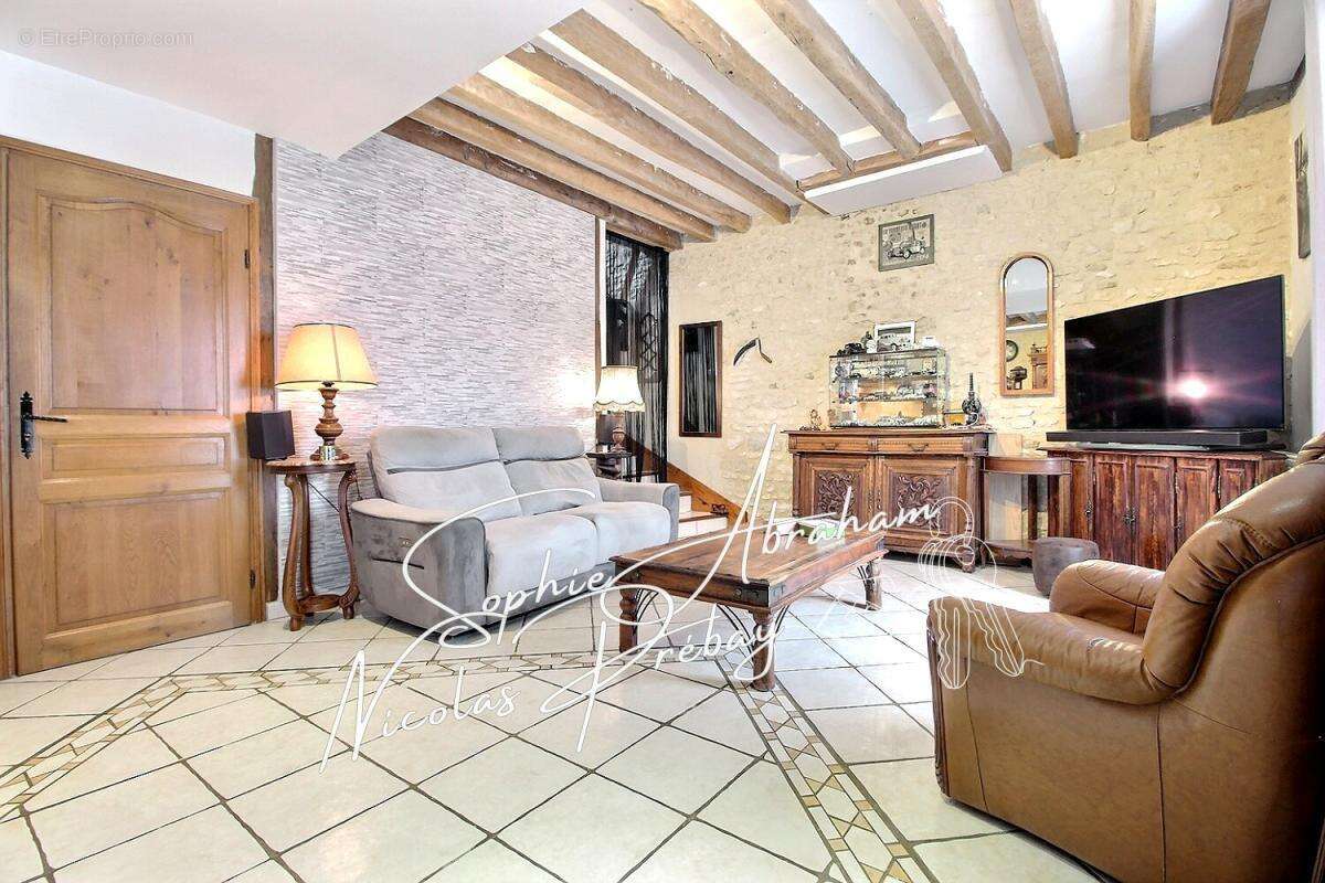 Maison à ANGERVILLE