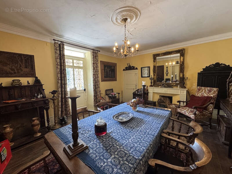 Maison à VANXAINS