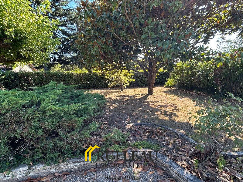 Maison avec garage et beau jardin: proche des commodités - photo 5