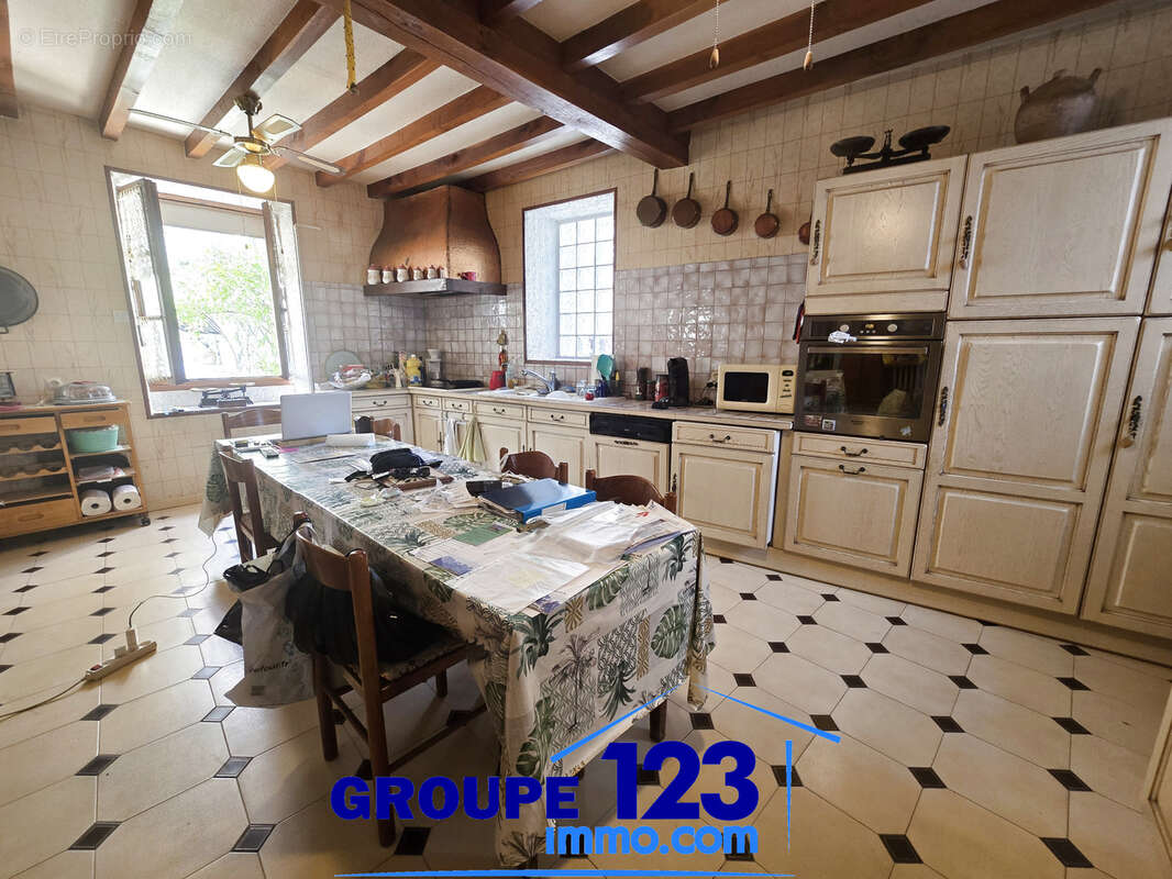 Maison à CHARENTENAY