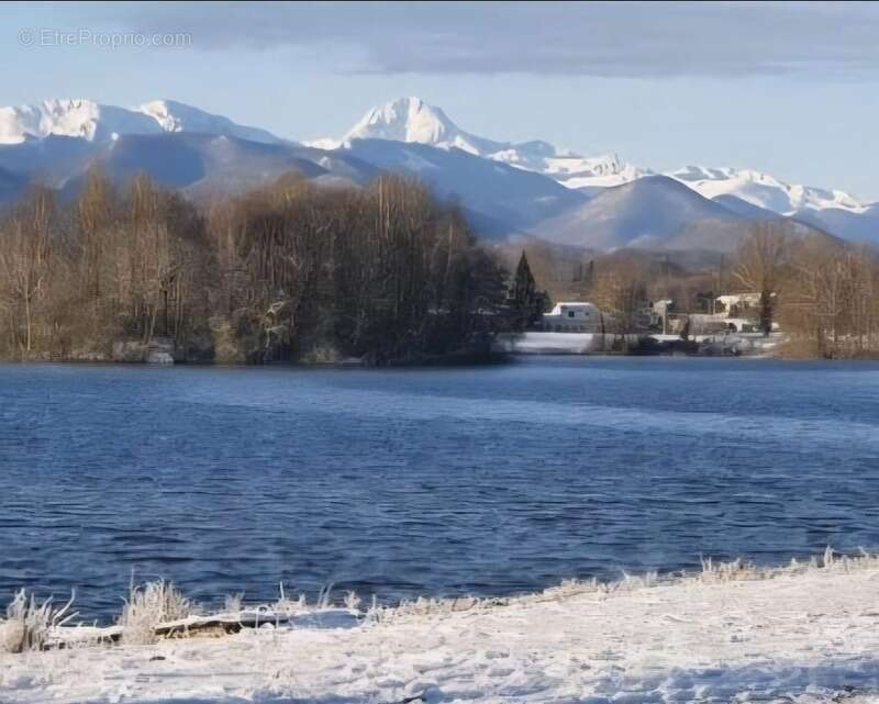 Appartement à MONTREJEAU