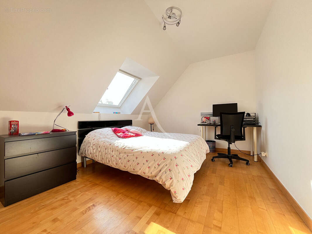 Maison La Chapelle Sur Erdre 120 m2 - photo 9