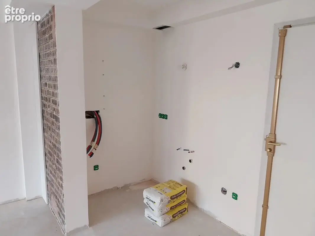 Proximité de la Place Gambetta et de l'hôpital Tenon appartement de 44m² - photo 4