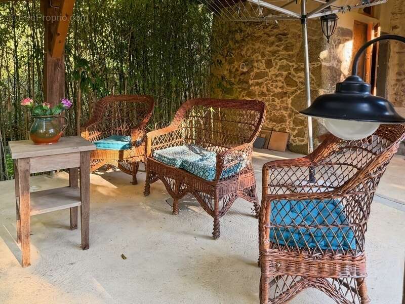 Maison à VIC-FEZENSAC