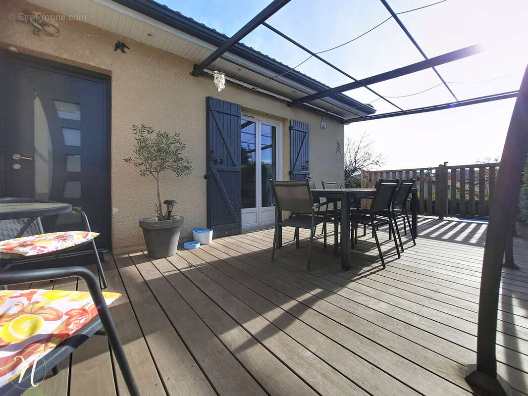 Maison à COMMUNAY