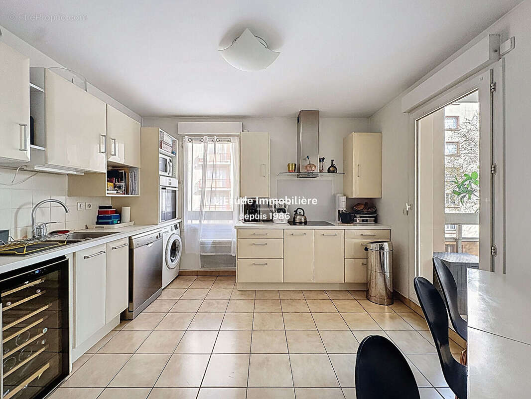 Appartement à LYON-4E