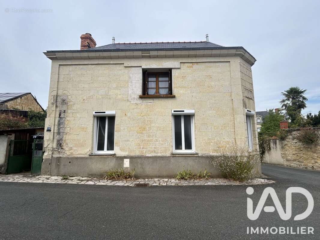 Maison 94 m² à Doue-La-Fontaine  - photo 2
