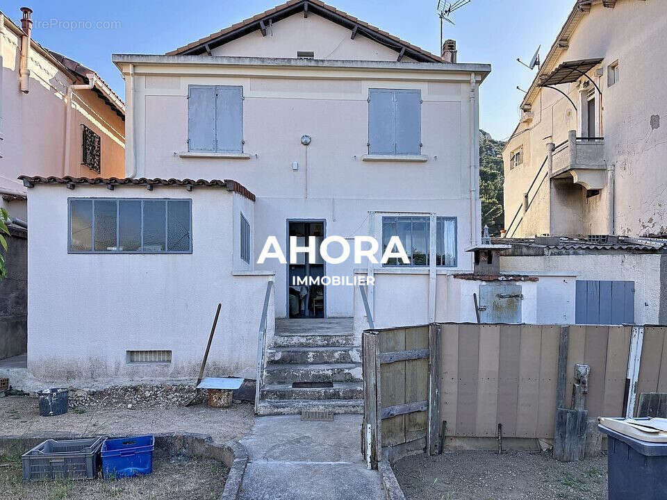 Maison à MARSEILLE-9E