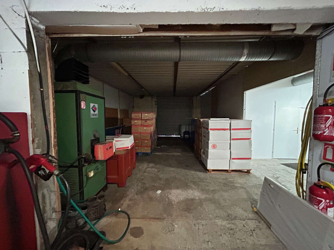 Commerce à VARANGEVILLE