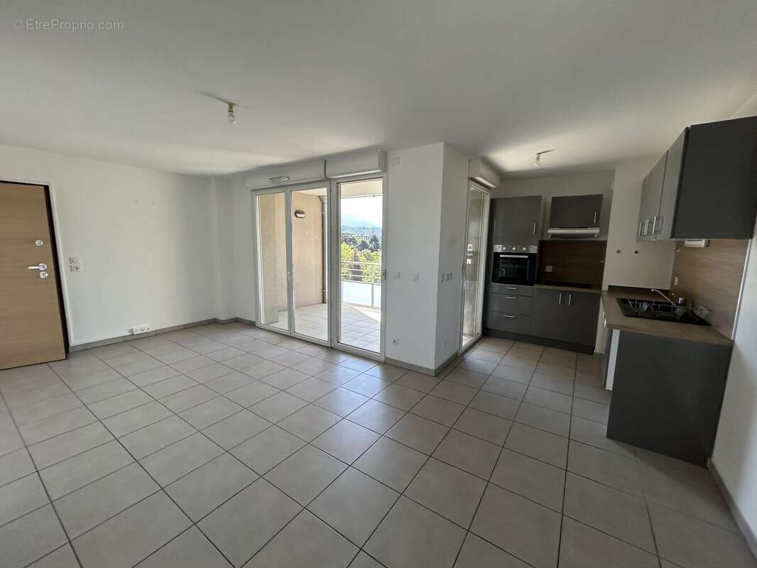 Appartement à ECHIROLLES