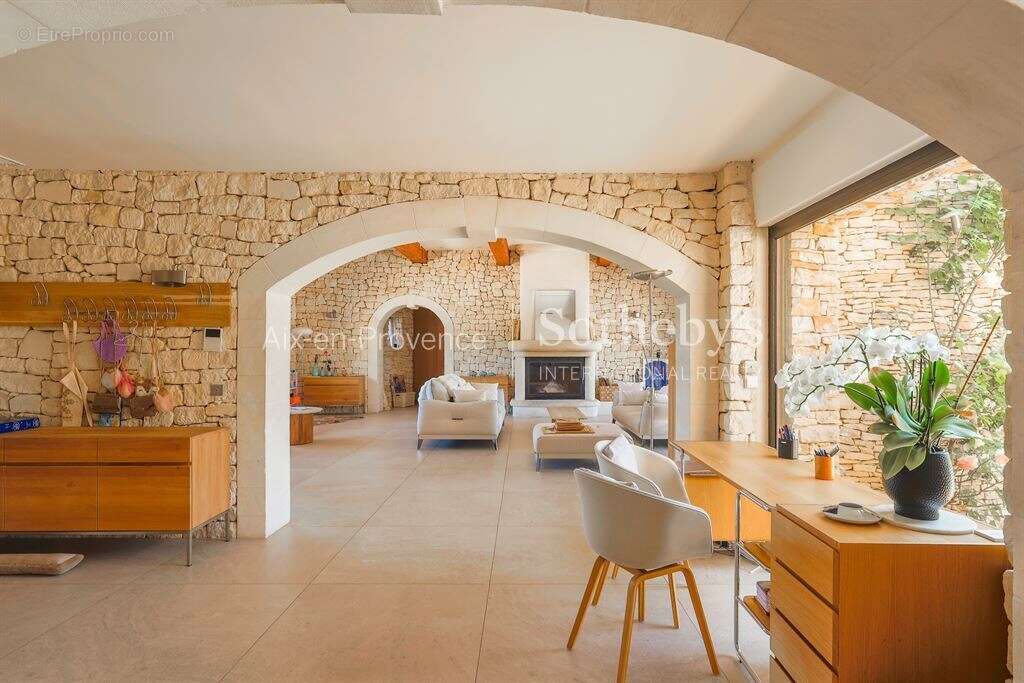 Maison à AIX-EN-PROVENCE
