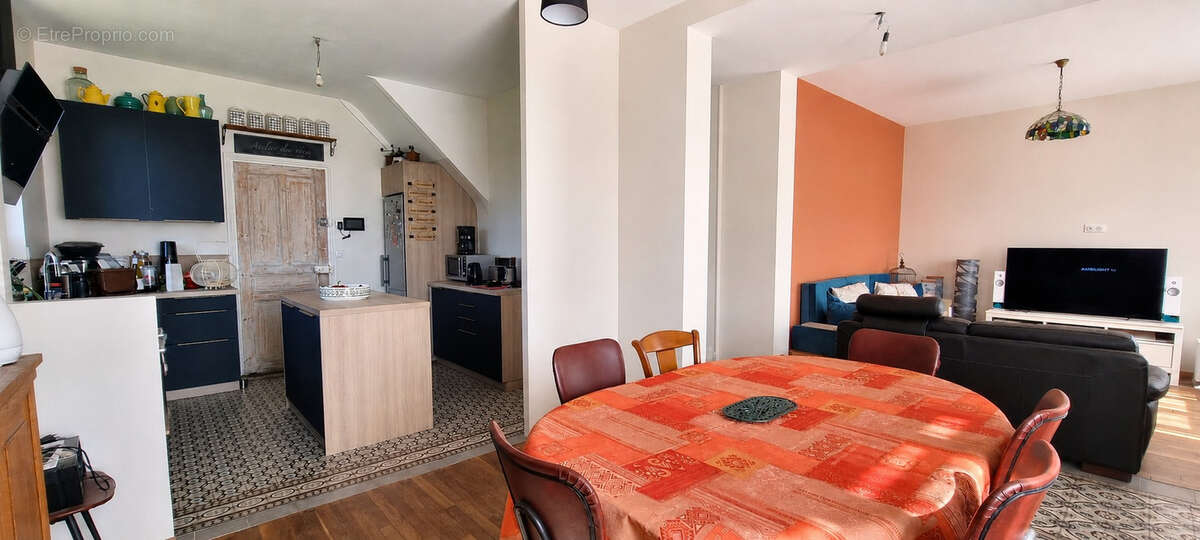 Maison à MACHEMONT