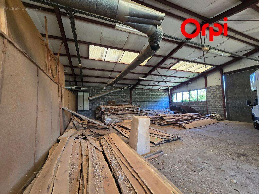 local artisanal et industriel de 540 m² avec terrain de 2 000 m² - photo 9