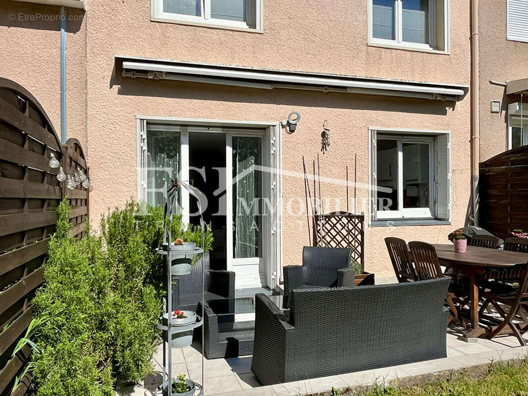 Maison à SAINT-LEU-LA-FORET