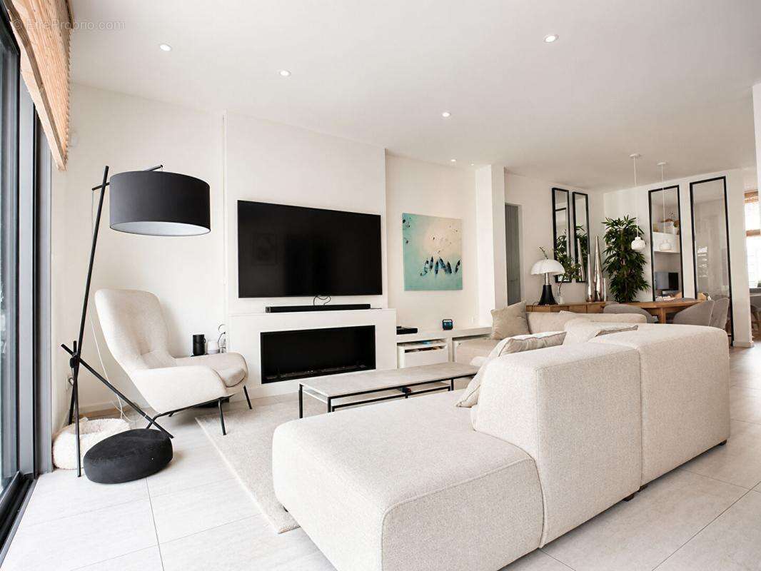 Vente Maison 170m2 BORDEAUX (33800) - photo 6