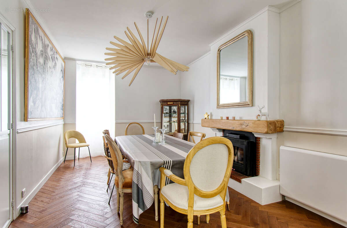 Maison à COUFFE