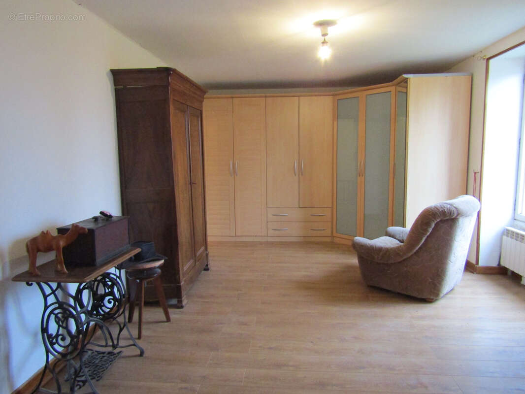 Maison à OUROUER-LES-BOURDELINS