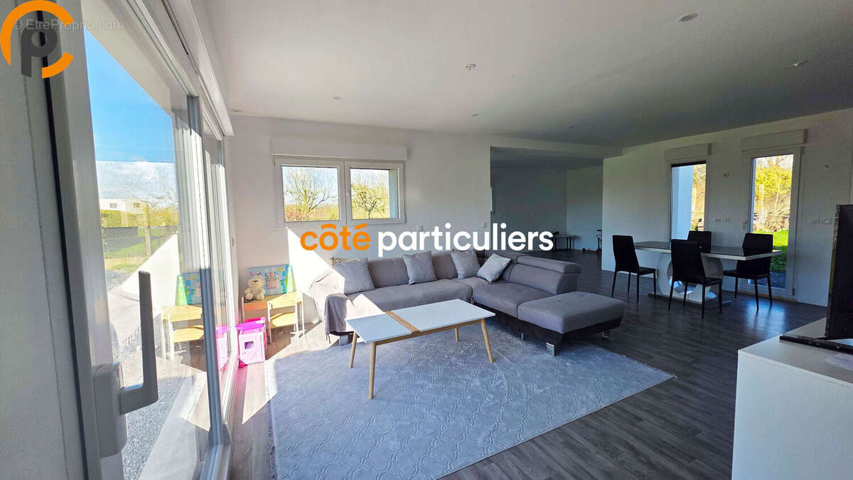 Maison à SAINGHIN-EN-MELANTOIS