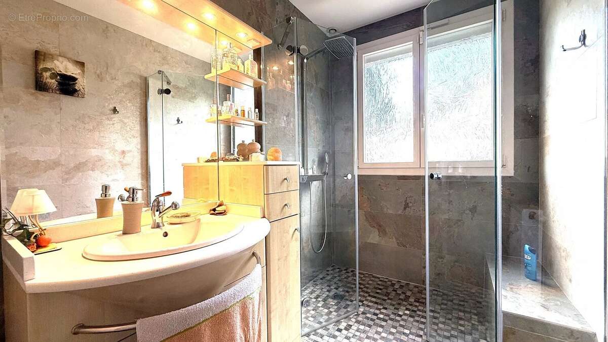 Maison à MONTIGNY-LE-BRETONNEUX