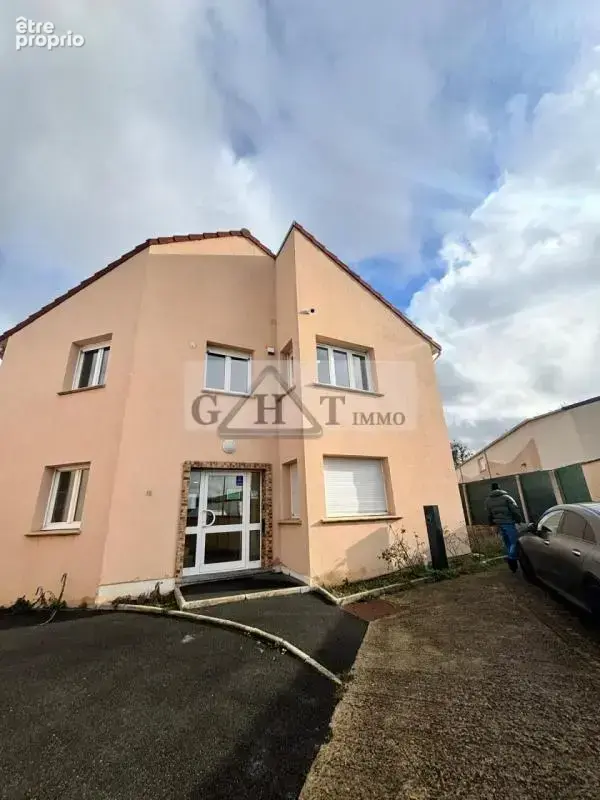 Ensemble immobilier 1170m2 a vendre mandres les roses - photo 4